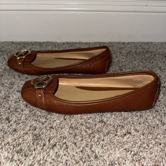 Michael Kors camel flats size 6 - Picture 3 of 5